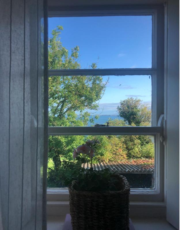 The Pink Cottage Upstairs Suite & Garden Summer Room Whitehead ภายนอก รูปภาพ