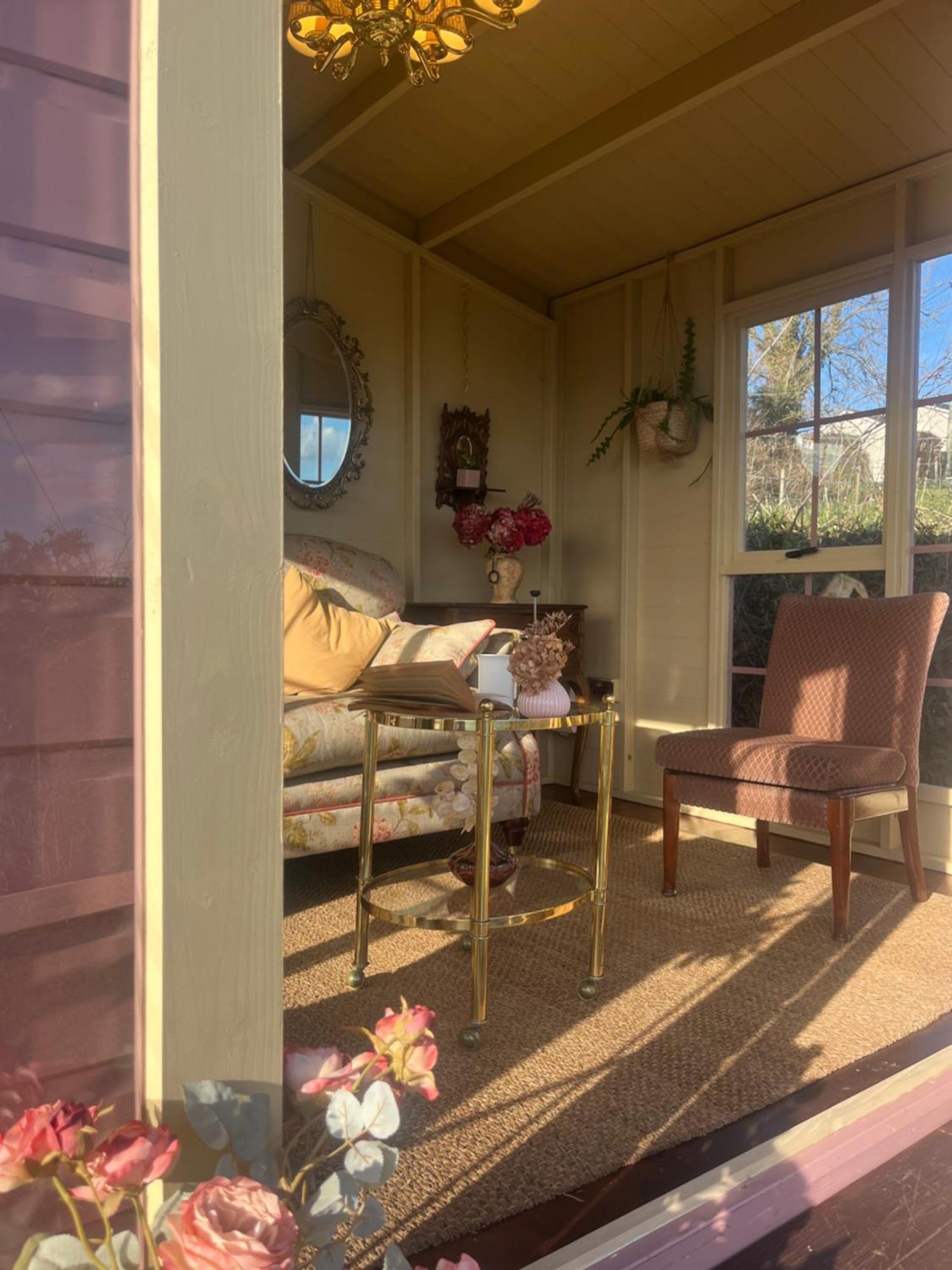 The Pink Cottage Upstairs Suite & Garden Summer Room Whitehead ภายนอก รูปภาพ