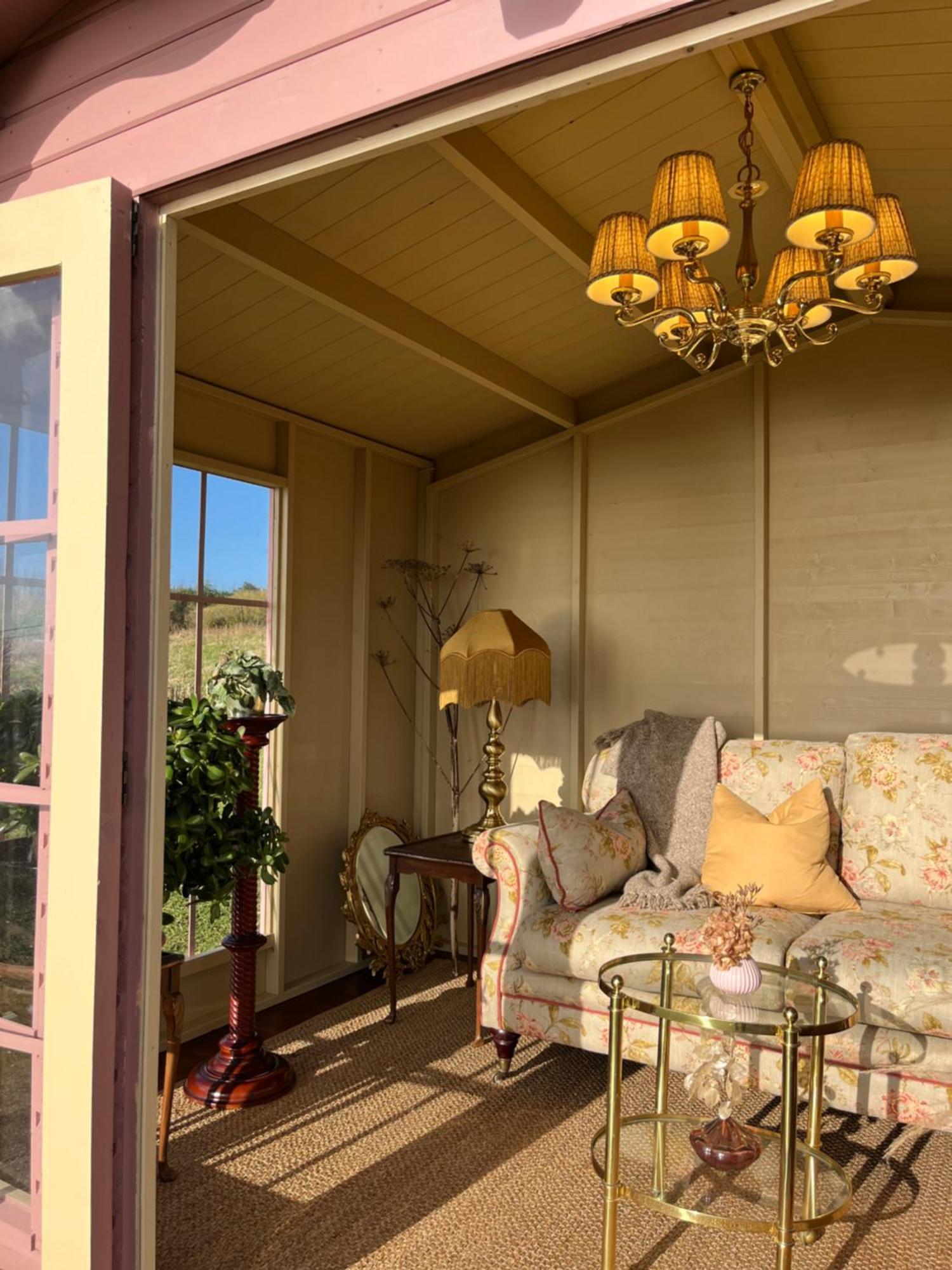 The Pink Cottage Upstairs Suite & Garden Summer Room Whitehead ภายนอก รูปภาพ